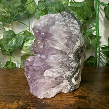 Load image into Gallery viewer, Amethyst Geode #46