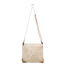 Load image into Gallery viewer, Factual Messenger Myra Bag