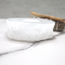 Load image into Gallery viewer, Classic Tealight Candleholder