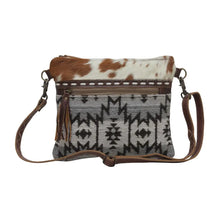 Load image into Gallery viewer, Re-Nao Small & Crossbody Myra Bag