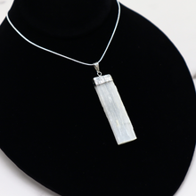 Load image into Gallery viewer, Dipped Necklace