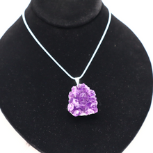 Load image into Gallery viewer, Amethyst Geode Necklace