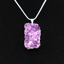 Load image into Gallery viewer, Amethyst Geode Necklace