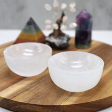 Load image into Gallery viewer, Selenite Charging Bowl