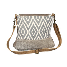 Load image into Gallery viewer, Agate Shoulder Myra Bag
