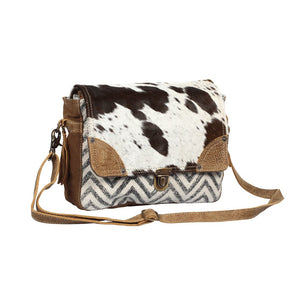 Pearl Fusion Messenger Myra Bag