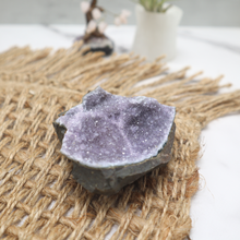 Load image into Gallery viewer, Amethyst Geode #37
