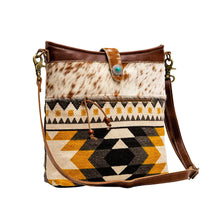 Load image into Gallery viewer, Krone Shoulder Myra Bag
