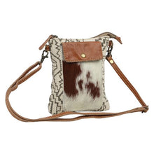 Load image into Gallery viewer, Vuierra Rivet Small CrossBody Myra Bag

