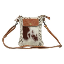 Load image into Gallery viewer, Vuierra Rivet Small CrossBody Myra Bag
