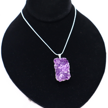 Load image into Gallery viewer, Amethyst Geode Necklace
