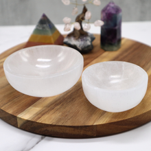 Load image into Gallery viewer, Selenite Charging Bowl
